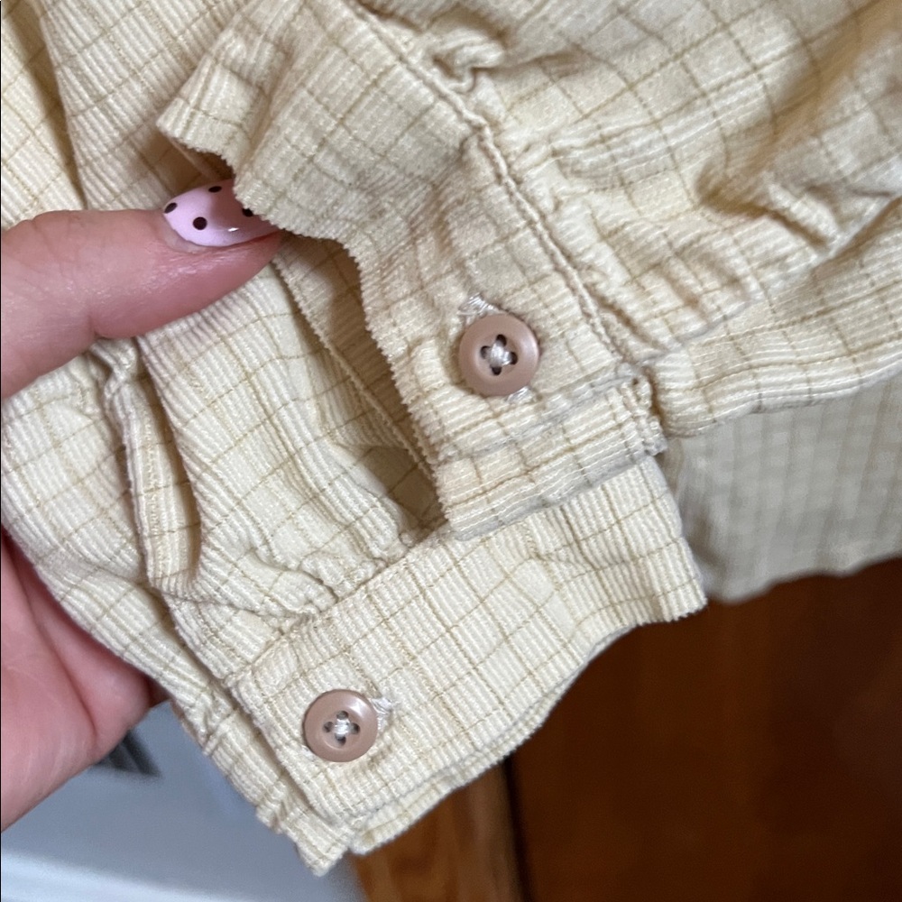Zara Butter Yellow Button Down Shirt - Picture 5 of 6
